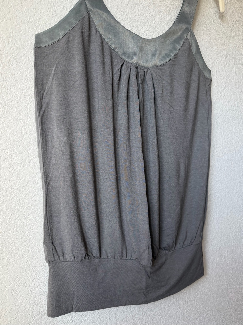 Forever 21 Vintage Scoop Neck Tank with Satin Accent, EUC. Size Small. Y2K - Picture 3 of 10